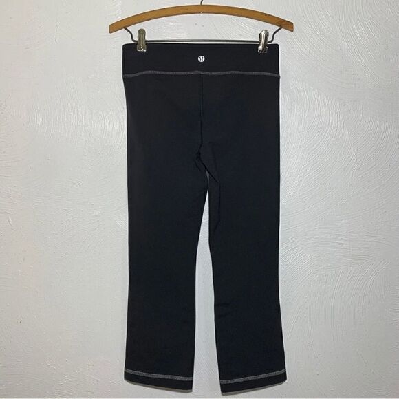 Lululemon P.Y.B. Pant in Soot Light / Black - Picture 2 of 7